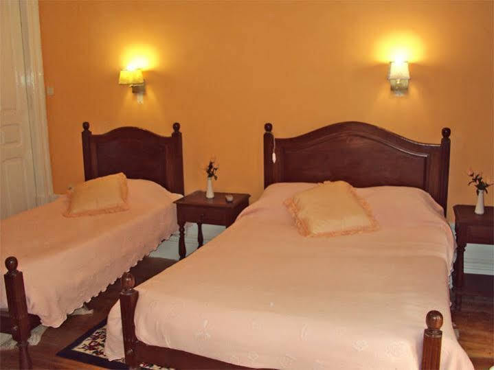 Lira Guest House B&B OOporto Exteriör bild